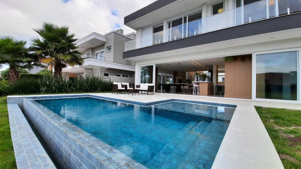 Casa em Condomínio 5 dormitórios para venda, Centro em Xangri-lá | Ref.: 5504